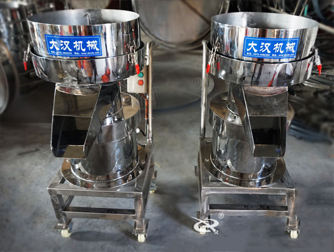 450型過濾篩機實拍：單層過濾篩過濾，多用于液體物料的使用。
